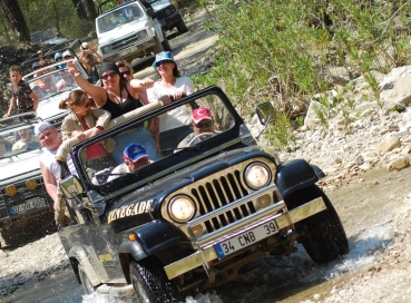 Jeep Safari & Rafting